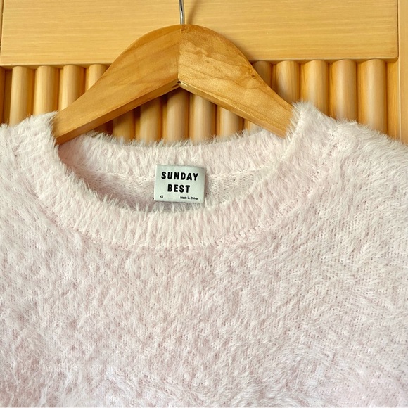 Aritzia sunday best kitten sweater frosted rose pink - Picture 4 of 7